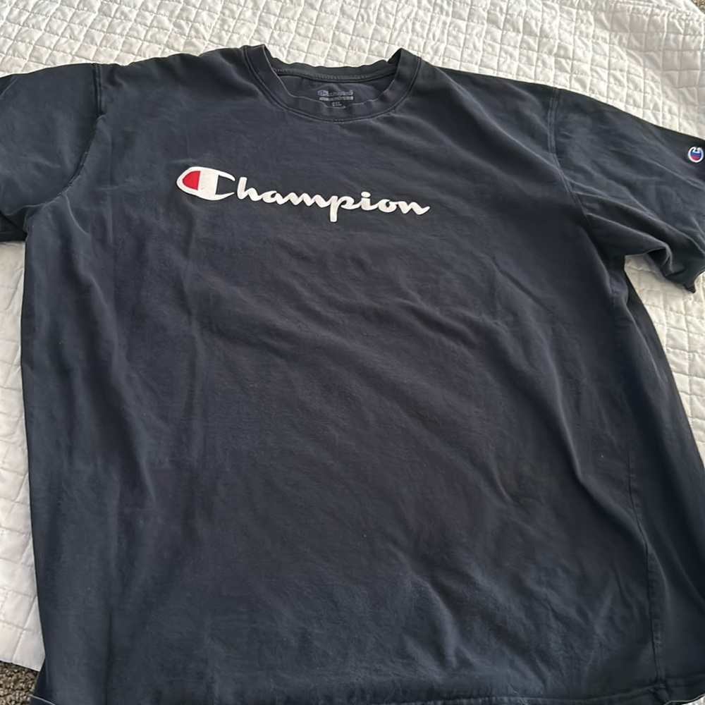 Champion T-shirt
